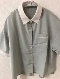 シャツ トップスのサムネイル