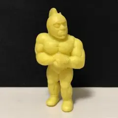 キン消し　パート19　キン肉マン(I)　黄色　当時物　キン肉マン消しゴムのサムネイル