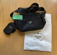 PRADA ブラック　ノベルティショルダーバッグ ポーチ付き