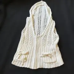 アイボリー フード付き 編み込みパーカー