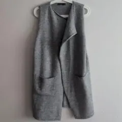 stradivarius　ニットベスト