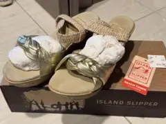 【美品】ISLAND SLIPPER ゴールド サンダル