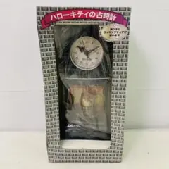 【未使用★2006年】ハローキティの古時計　振り子時計　サンリオ　SANRIO