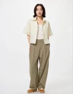 【美品】ユニクロ　ウルトラストレッチアクティブワイドパンツ丈短めLサイズ　人気色