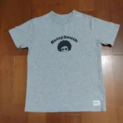 aaa様専用　Betty Smith　ベティスミス　Tシャツ　グレー　綿100%のサムネイル