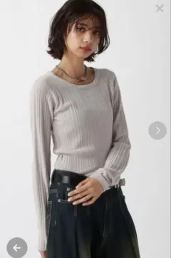 ライトグレー 長袖ニット FREEサイズ