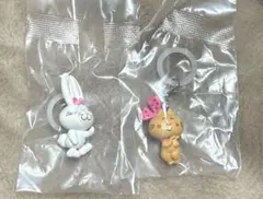 水森亜土　目印アクセサリー　ねこ　うさぎ2個セット