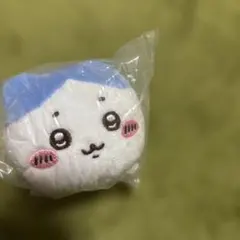ちいかわ　ねそべりぬいぐるみ　ハチワレ　ガチャ　カプセルトイ