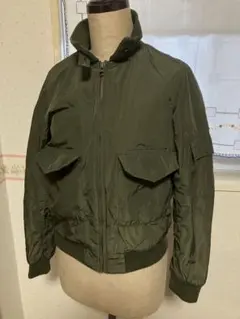 ユニクロINES DE LA FRESSANGE MA-1ジャケット