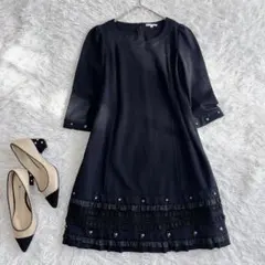 トゥービーシック ビジュー付きフリルワンピース 黒 40