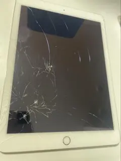 ③[ジャンク]Apple iPad Air第二世代　シルバー