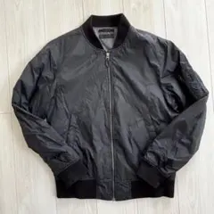 UNIQLO ユニクロ　ブラック MA-1 サイズM 黒　ma1