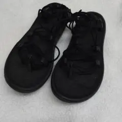 (2) Teva サンダル ブラックのサムネイル
