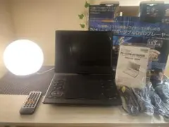 ポータブルDVDプレーヤー