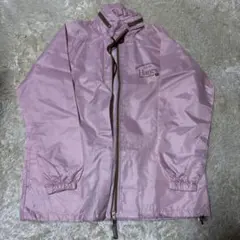 ピンクの薄手ジャンパー