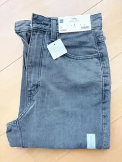GU ハイライズストレートジーンズSサイズ(グレー)