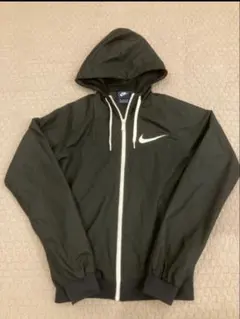 NIKE ナイキ ナイロンジャケット 黒 ブラック ランニングウェアのサムネイル