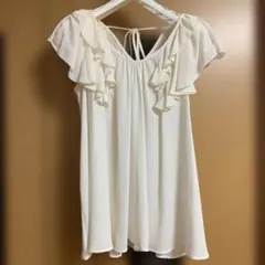 ホワイトフリルノースリーブチュニックMサイズ美品