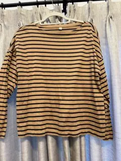 UNIQLO ベージュと黒のストライプ 長袖Tシャツ Lサイズ