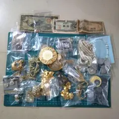 遺品　アクセサリー　豆粒金　イヤリング刻印あり