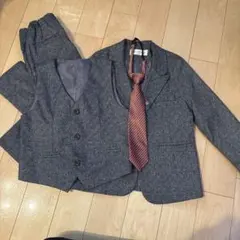 グレー3点セットスーツ　130cm