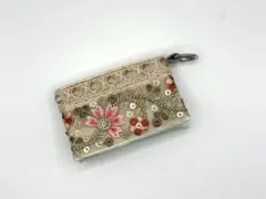 7 カラビナ付きミニ財布　ミニポーチ　インド刺繍リボン