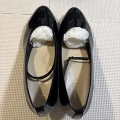 velikoko(ヴェリココ）3Wayストラップパンプス ブラックエナメル