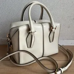 ✨️未使用級✨️ トッズ ショルダーバッグ 2way ハンドバッグ アイボリー