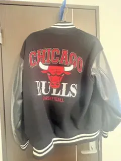 CHICAGO BULLS スタジャン NBA 黒/赤
