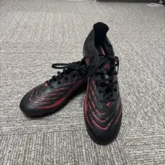 adidas PREDATOR サッカースパイク ブラック レッド　プロ