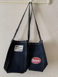 Item thumbnail for item 02a77b59-62c3-4bd0-a3e6-3babe5f8cfc2