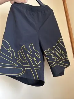 Supreme ショートパンツ ブラック イエロー