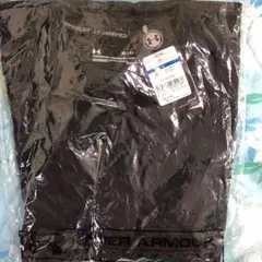 アンダーアーマー　インナー、ニット帽