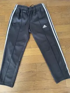 adidas 未使用　アディダス ジャージ トラックパンツ スリーライン 黒　S