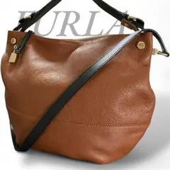極美品】FURLA モンマルトルレザー 2Wayショルダーバッグ ベージュ 