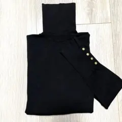 ZARA タートルネックニット　薄手ニット　ブラック　金ボタン付き　Lサイズ