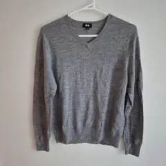 UNIQLO グレー Vネック ニットセーター M