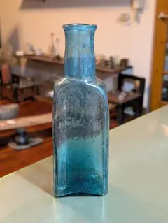 吹きガラス　横山秀樹　一輪挿し