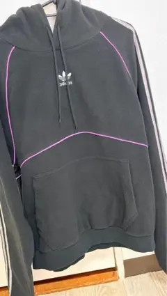 adidas フード付きパーカー US M 黒