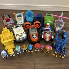 パウ・パトロール 車両とフィギュアセット