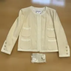 CHANEL アイボリー ノーカラージャケット 38のサムネイル