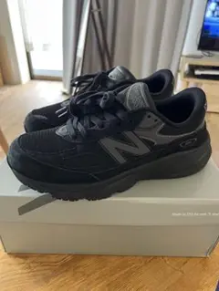 New balance 990v6 U990BB6トリプルブラック