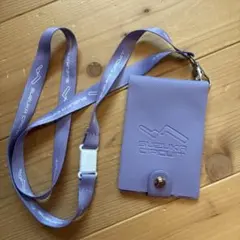 넥 스트랩이 달린 스즈카 서킷 패스 케이스