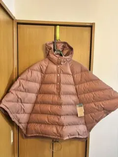 新品タグ付定価53900円ノースフェイスダウンポンチョピローチョ限定色カプチーノのサムネイル