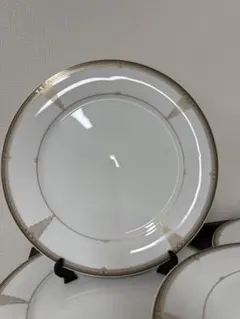 WEDGWOOD サラダ プレート 3枚 Satin 20cm ウェッジウッド - メルカリ