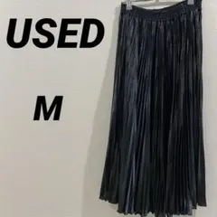 フェイクレザー プリーツスカート 光沢感 ブラック フレア ミモレ丈