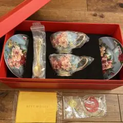英国デザイン　バラ模様のティーカップセット　ティースプーン　ペア