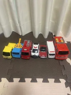 はたらくくるま プルバックカーと光る消防車