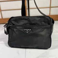 PRADA プラダ カメラバッグ ショルダーバッグ　三角プレート ナイロンのサムネイル