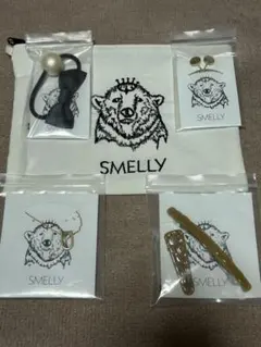 SMELLY アクセサリーセット ポーチ付き アーバンリサーチのサムネイル
